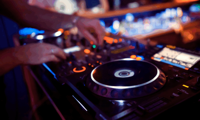 Adult Soft Play Live DJ